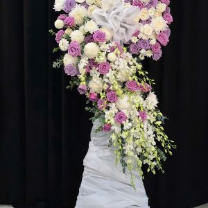 KỆ HOA CHIA BUỒN TONE TÍM – TRẮNG TRANG NGHIÊM & TINH TẾ CB5