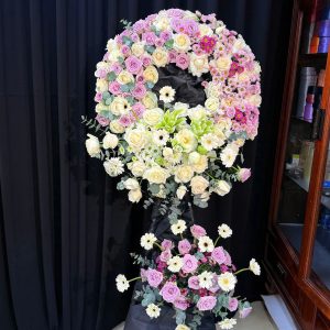 Hoa chia buồn thăm viếng